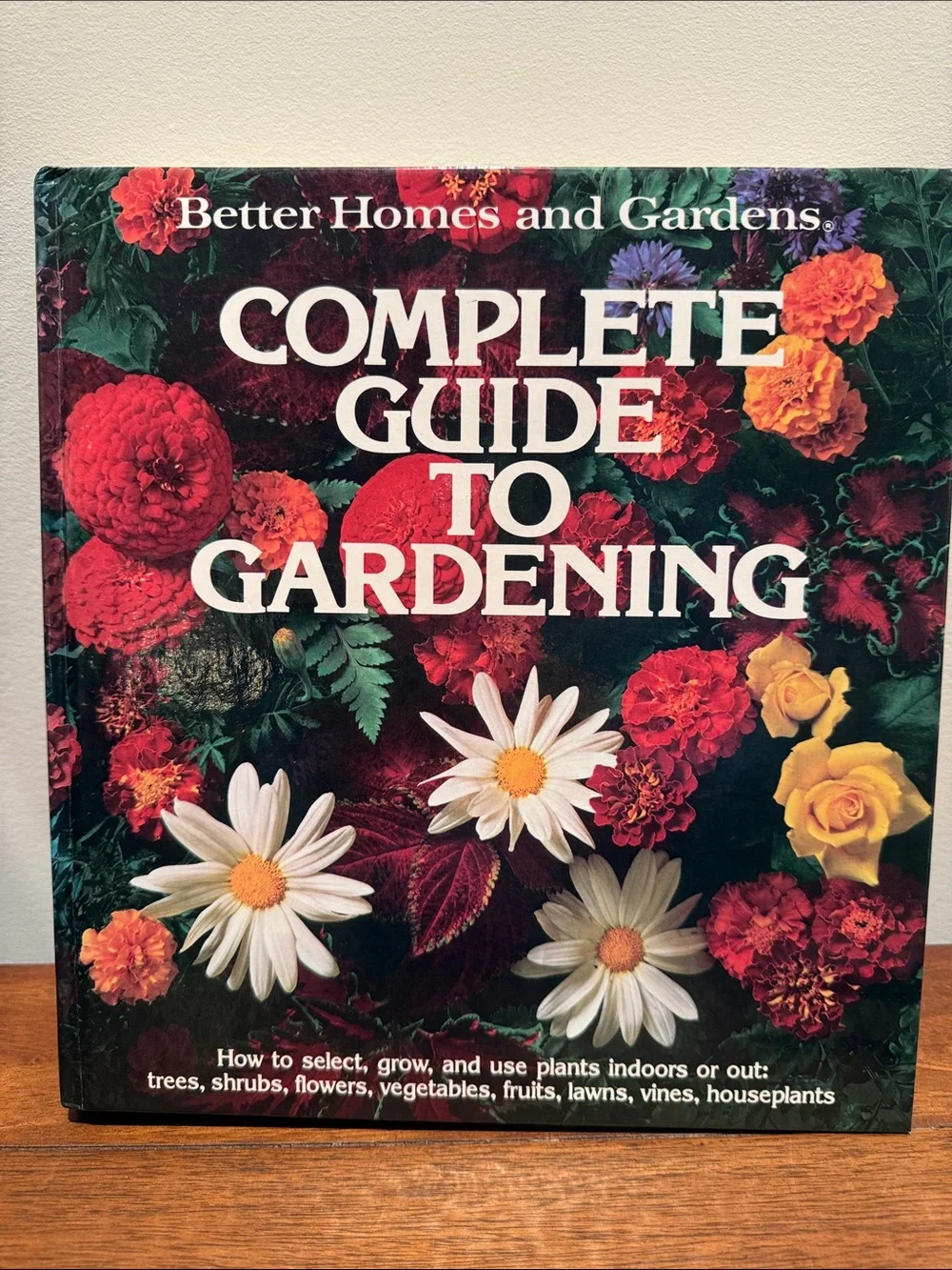 Set of Better Homes & Gardens Hardcover Gardening Landscaping Coffee Table Books